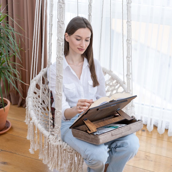 Leggio con cuscino, miglior regalo per il lettore, leggio per leggere,  lavorare e leggere scrivania a letto, lavoro da casa, vassoio da lavoro per  letto -  Italia