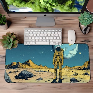 Astronaut Desk Mat XL: Space Gaming Mousepad, Cozy Office Decor