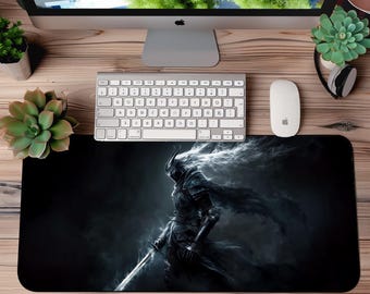 Dark Souls Knight Desk Mat - XL Gaming Mouse Pad - Video Game Decor for Gamers and Elden Ring Inspired