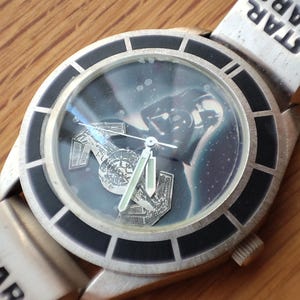 Vintage 1997 Unused - Star Wars FOSSIL Watch & Darth Vader Figure | Silver Wristwatch for Men | 20th Anniversary Limited Edition | Gift