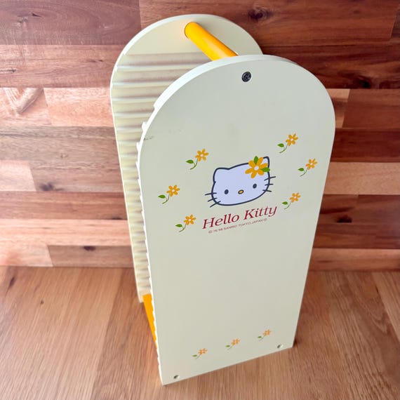 Hello Kitty 木製 CD タワー ハローキティCDホルダー ビンテージ Hello Kitty Wooden CD Tower: Authentic Japanese Retro Decor - Etsy