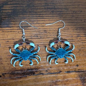 Vintage Teal Blue Crab Dangle Earrings | Metal Alloy Enamel Earrings | Animal Earrings | Ocean Beach Sea Earrings | Dainty Crab Jewelry