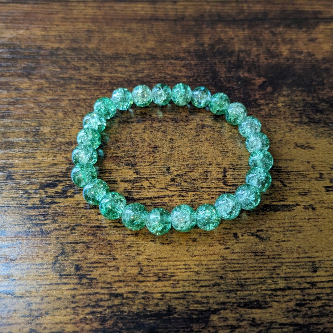 Green Sparkle Glass Bead Bracelet Crackle Glass Stacking Bracelet Round