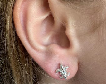 Pendientes de flor de lis de Santa María personalizados