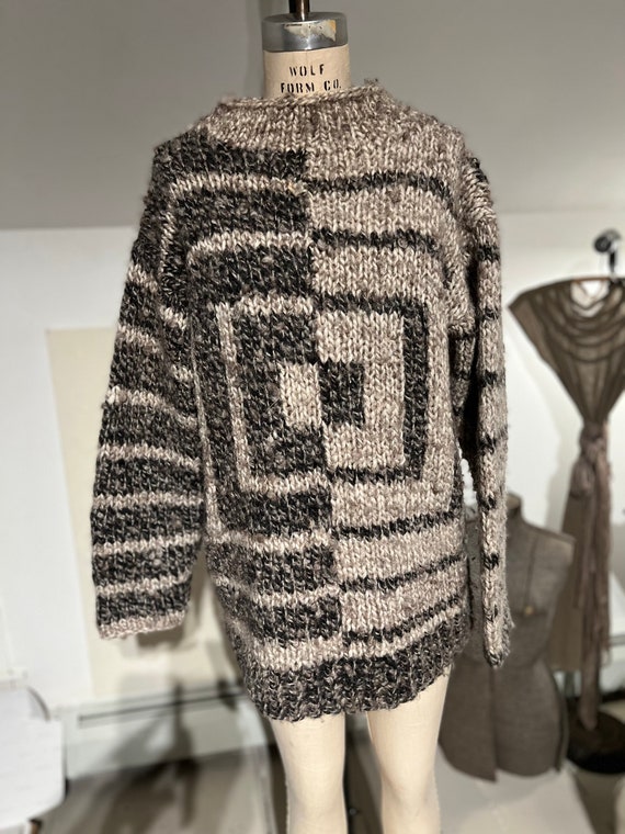 Vintage wool sweater hand Gem