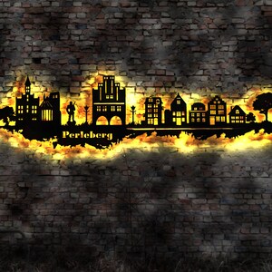 Skyline Stadt Perleberg Brandenburg   LED Wandbild   Holz Stadt AK Karte Map Stadtplan Wandsticker Leuchtbild  Wandtattoo Silhouette