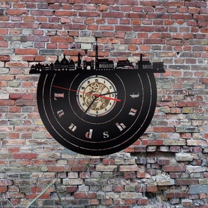Uhr Wanduhr Bild Landshut  Skyline  Silhouette Umriss Bild Deko