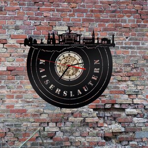 Uhr Stadt Kaiserslautern  LED Wandbild Holz  Wandtattoo Silhouette