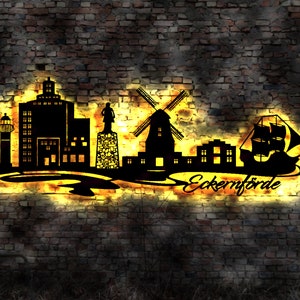 Skyline Eckernförde LED Wandbild Holz Stadt AK Karte Map Stadtplan Wandsticker Leuchtbild Neonreklame Wandtattoo Reiseführer Silhouette