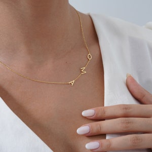 Sideway Mama Necklace, Custom Initial Mama Necklace, New Mama Necklace, Mothers Day Gift for Her, Birthday Gift for Mama, Monogram Necklace