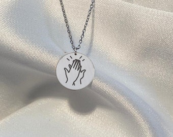 Hand Gesture Jewelry, High Five Hand Sign Necklace, 14k Gold Best Friend Necklace, Gift for Friends, Christmas Gift for Her, Fun Gift Ideas