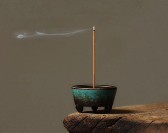 Mini Tripod Porcelain Incense Holder with Green Yellow Transmutation Glaze Incense Burner Censers