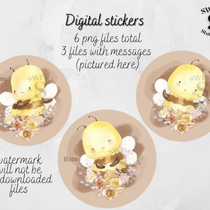 Puede incluir: Tres pegatinas digitales con lindas abejas de dibujos animados con detalles florales. Cada abeja tiene un mensaje diferente: "Bee Brave", "Bee Kind" y "Bee Bold".