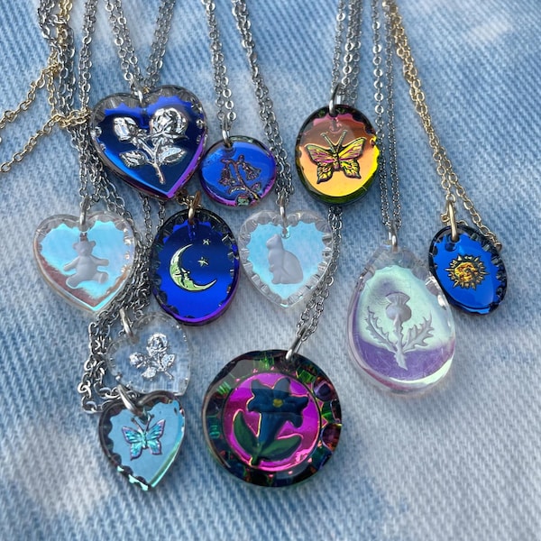 Vintage* carved German iridescent intaglio butterfly rose flower bluebell thistle sun moon teddy bear cat glass pendant necklace