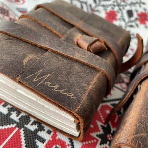 Carnet de notes personnalisé délavé fait main en cuir rustique personnalisé Cadeau gravé personnalisé pour elle Carnet de voyage cadeau pour lui Papier fait main