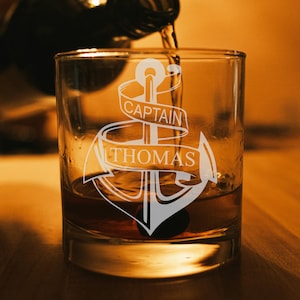 Personalized Engraved Anchor Glass – Custom Whiskey, Wine, Beer Glass – Nautical Gift for Captain, Sailor, Boat Owner – Barware Gift