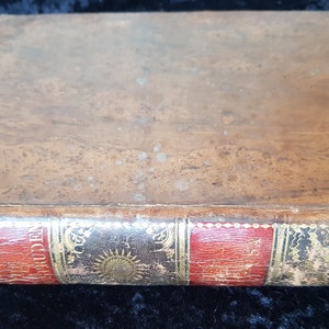 15 páginas vintage francesas de 1800.