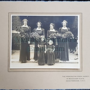 c.1930s Vintage Wedding Photograph - Bridesmaids