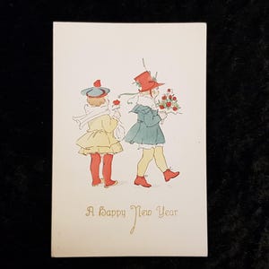 Vers 1920 Carte postale du Nouvel An - Images colorées à la main avec dorure - Enfants mignons avec des fleurs - Publiée par M.M. Vienne - Série 1246