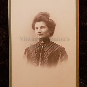 c.1890 Carte de Visite - Head & Shoulders Lady - L. Loinas, Paris