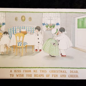 Vers 1920 Carte postale de Noël - Pauli Ebner - 3 Pierrots 'A Kiss' - Publié par M.M. Vienne
