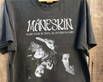 Måneskin サイン入り Tシャツ 32491893_hi?h=630