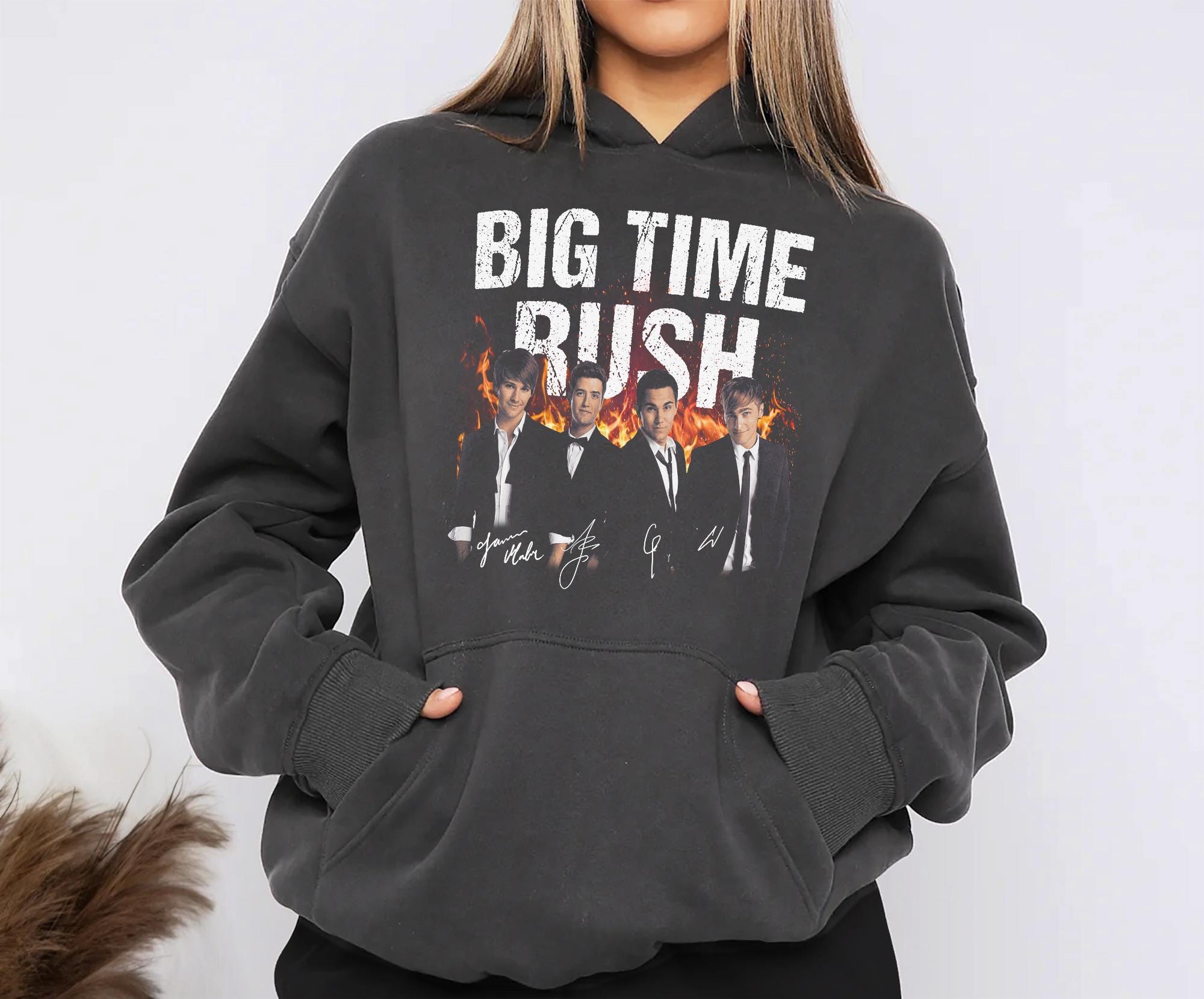 T-shirt BIG TIME RUSH Tour 2025 - 3D AOP - Rose - Taille S à 5XL - Neuf Sans étiquettes