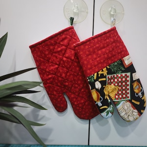 Oven Mitts (a pair), Fabric Handmade Mittens, Kitchen Gloves, Kitchen Mittens, Cooking Gloves