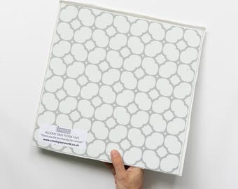 d-c-fix Bloomy Grid Full Floor Tile Sample