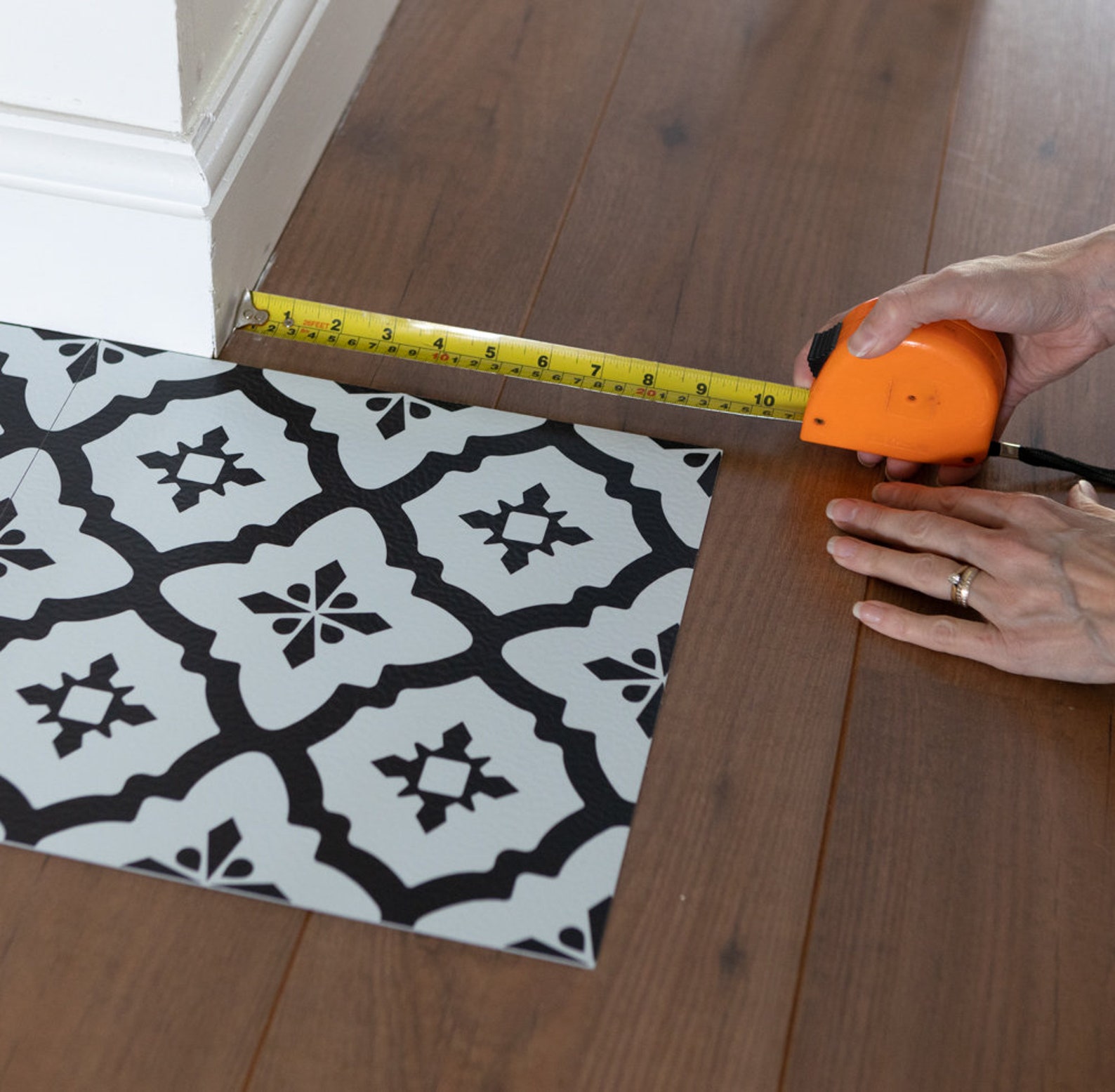 SAMPLE FULL TILE Comet Selfadhesive Vinyl Floor Tile Etsy UK