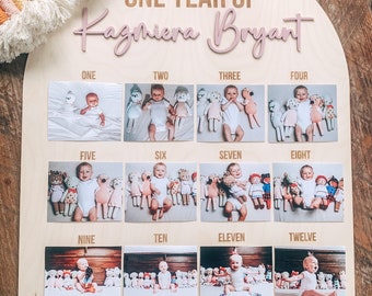 Spersonalizowana tablica pamiątkowa ze zdjęciami z pierwszego roku życia dziecka