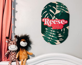 Niestandardowy szyld z imieniem, wystrój pokoju dziecięcego Safari, ściana akcentowa z tropikalnymi liśćmi