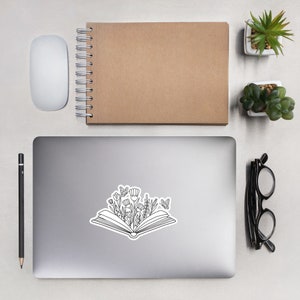Naklejki bez pęcherzyków powietrza Floral Book // Naklejka Bujo, dekoracja wózka na książki, dekoracja Kindle, laptop Bookish, książki i motyle, kwiaty książkowe