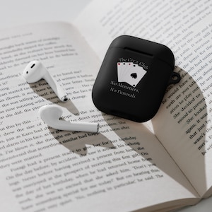 The Crow Club Rubber Case for AirPods® // Book AirPods® Case, Shadow And Bone, Six Of Crows, Ketterdam, Grishaverse, Fantasy Reader Gift