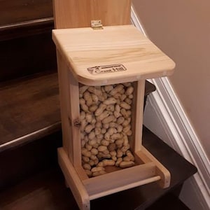 Jay Feeder, Cedar, Bird Feeder