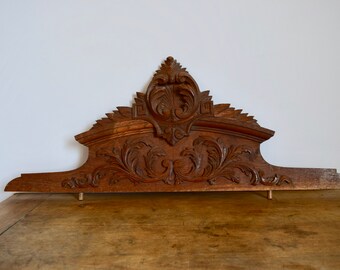 Details about   Antique Architectural Hand Carved Wood Shabby Chic Pediment 