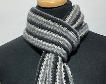 Lambswool & Angora Warp Knitted Scarf in Classic Multi