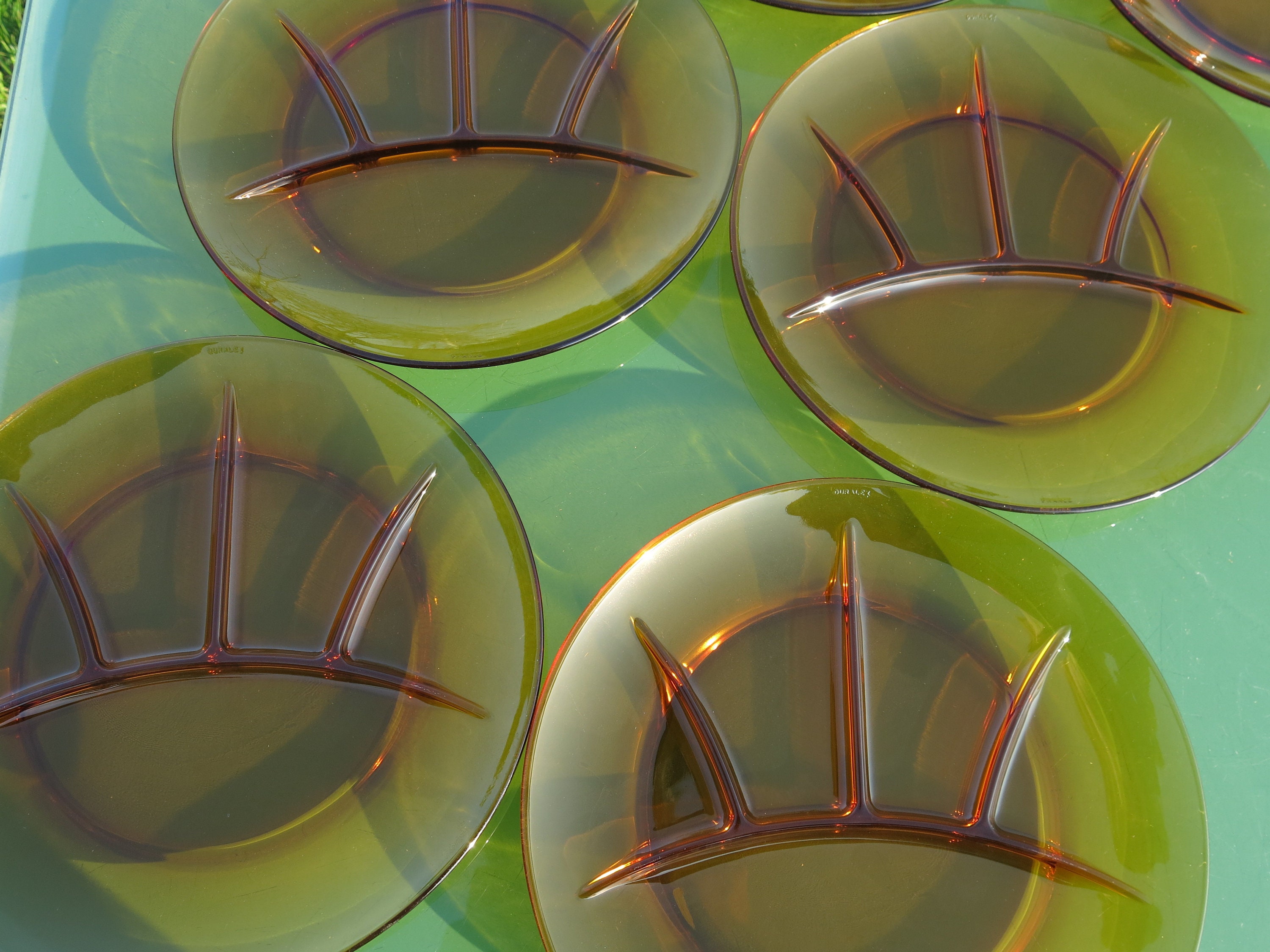 6 Assiettes en Verre Ambré à Compartiment Duralex Vintage