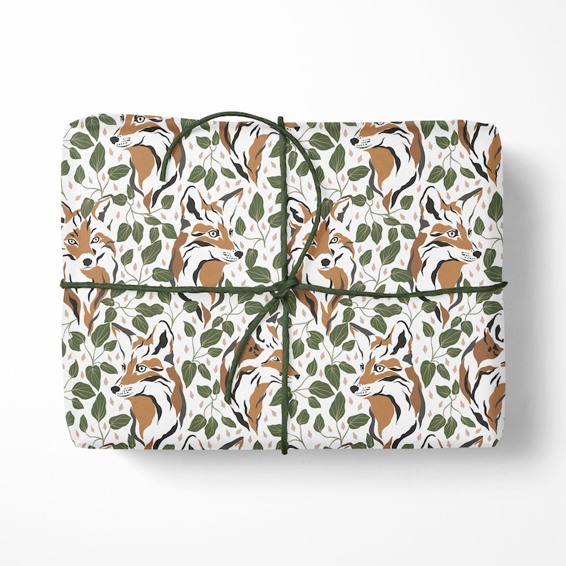 Papier cadeau Fox, rouleau de papier cadeau Fox, collection Magic Forest image 1