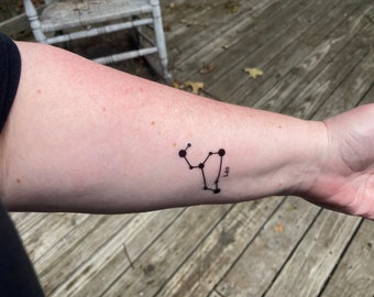 Tatouage temporaire constellation du Lion : signe astrologique du zodiaque (lot de 2)