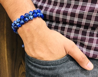 Bracciale in diaspro sedimentario blu del mare: gioiello regolabile con pietre preziose curative in macramè