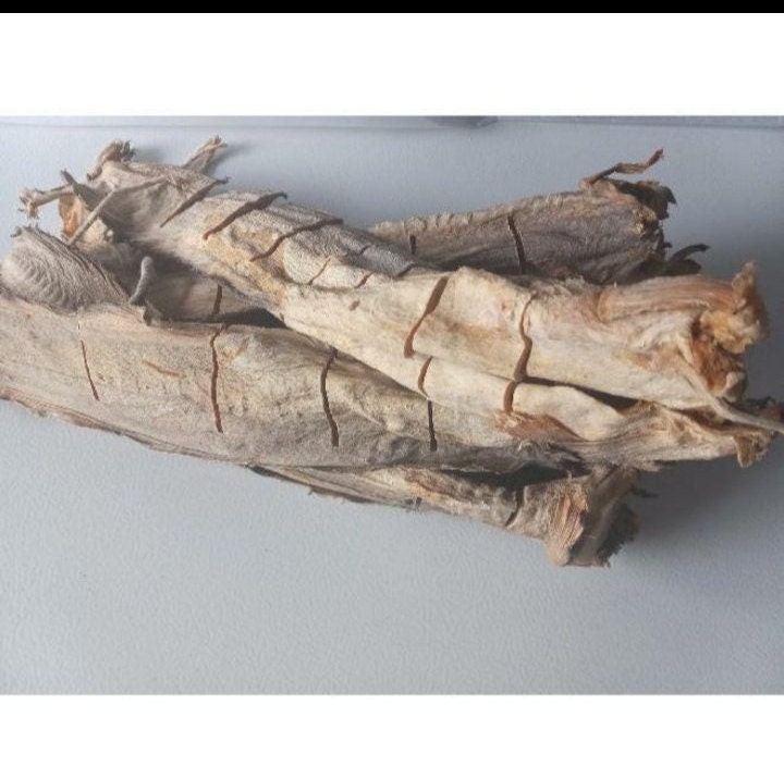 Stockfish Dried fish with caviar NoScale. 2.2 lbs or 1kg Taranka. Vacuum  pack.