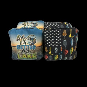 Das Leben ist besser am See FISHING Lure Flagge Thema Pro Style Slick and Stick Harz gefüllt CORNHOLE Taschen 8er Set / Fischer Geschenke /