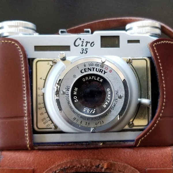Graflex Ciro 35 film camera, case, flash and box