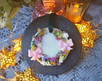 Hanging Soy Wax Wardrobe Freshener, Scented Fragrance Bar With Flower, Closet Sachet and Decor, Cute Bathroom Freshie, Car Rear Mirror Charm