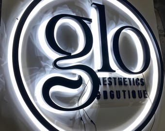 Medisch praktijklogo, op maat gemaakt 3D-verlicht klinieklogo voor receptiewand