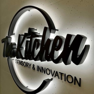 Letrero retroiluminado personalizado, letrero para negocios, logotipo personalizado para exteriores, caja de luz LED retroiluminada, letrero de metal 3D, letrero personalizado 3D para oficina, logotipo 3D