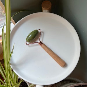 Jade Faceroller, Cold Massage Roller, Natural Jade Stone Facial Massage, Wood Handle