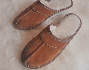 Women's Luxury Slippers Natural Wool leather women's Slippers with  Natural Sheepskin Wool House Slippers Sheepskin Non Slip Sole