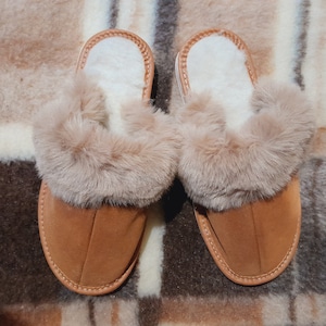 Women&#39;s Slippers soft suede leather pure wool and fur Warm House Slip-on Slippers